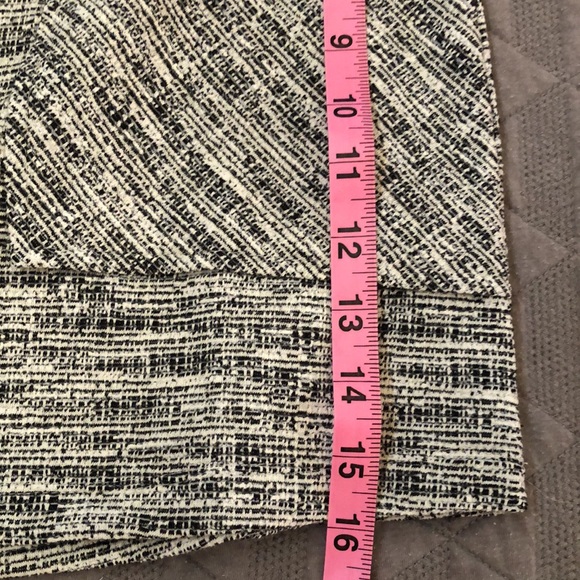 Womens fall/ winter skirt - Picture 4 of 4